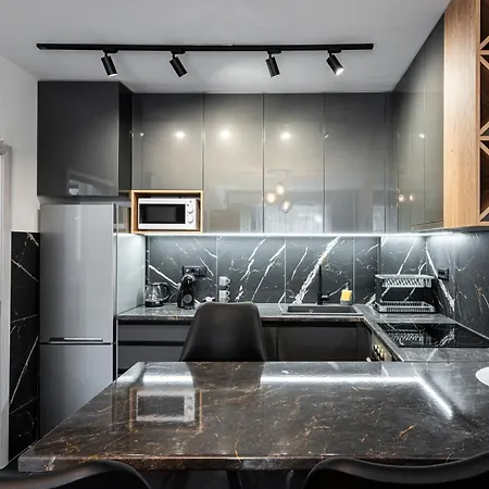 N Place Free Parking