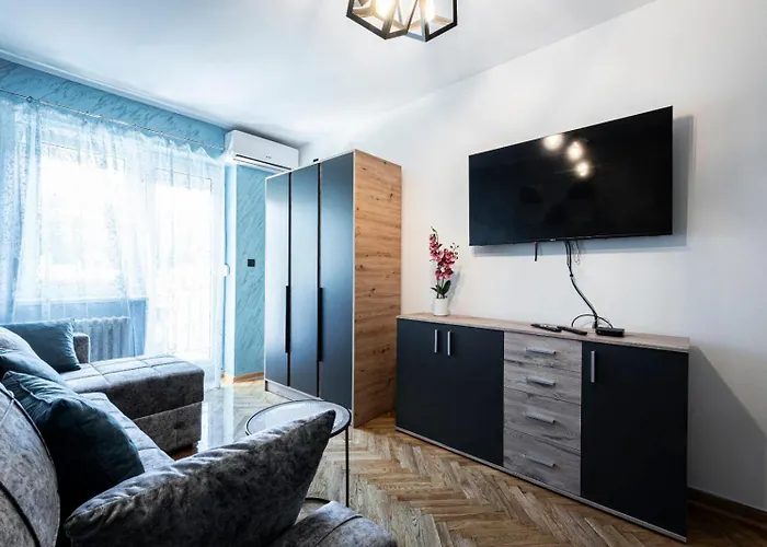 N Place Free Parking Apartmán